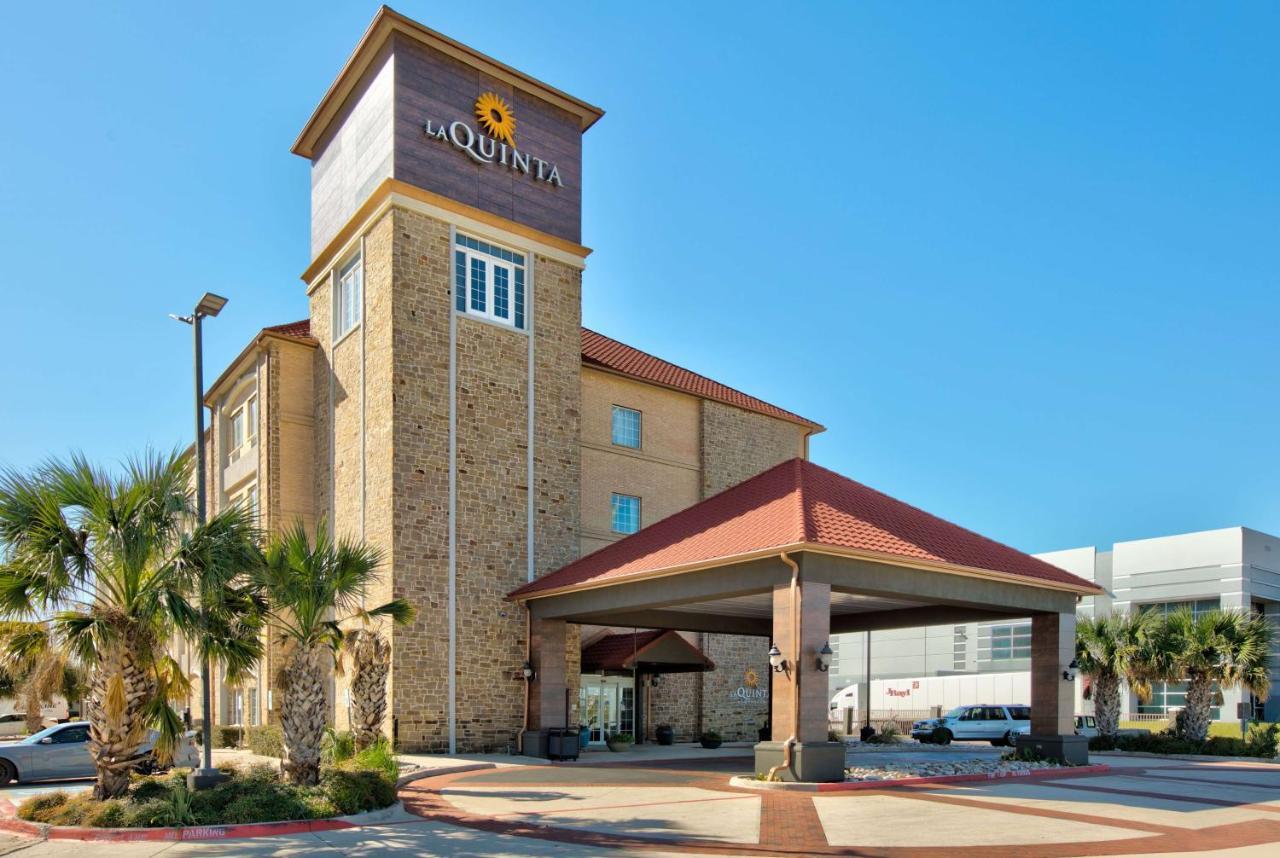 La Quinta By Wyndham Dallas Grand Prairie South Hotel Exterior photo